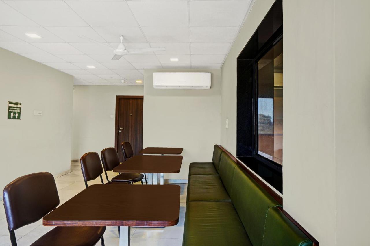 Greenotel Rooms Hazira, Surat Dış mekan fotoğraf
