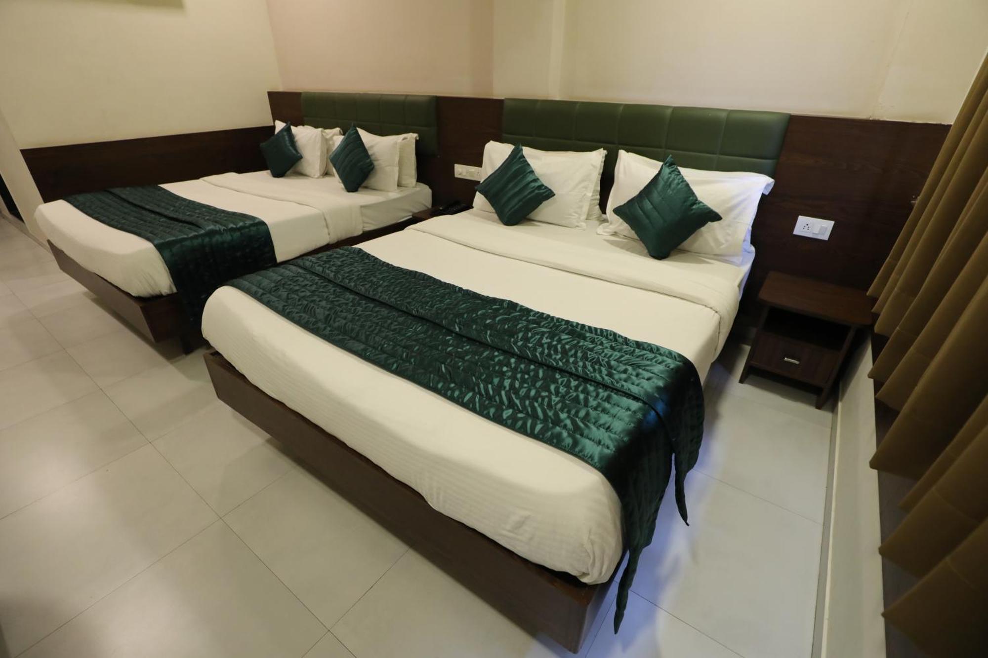 Greenotel Rooms Hazira, Surat Dış mekan fotoğraf
