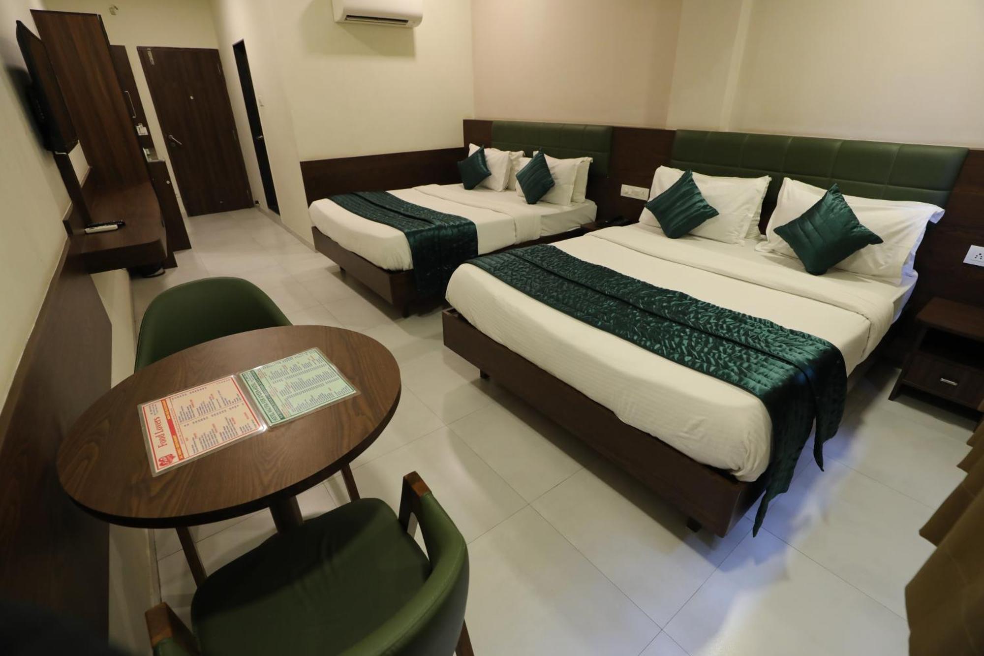Greenotel Rooms Hazira, Surat Dış mekan fotoğraf