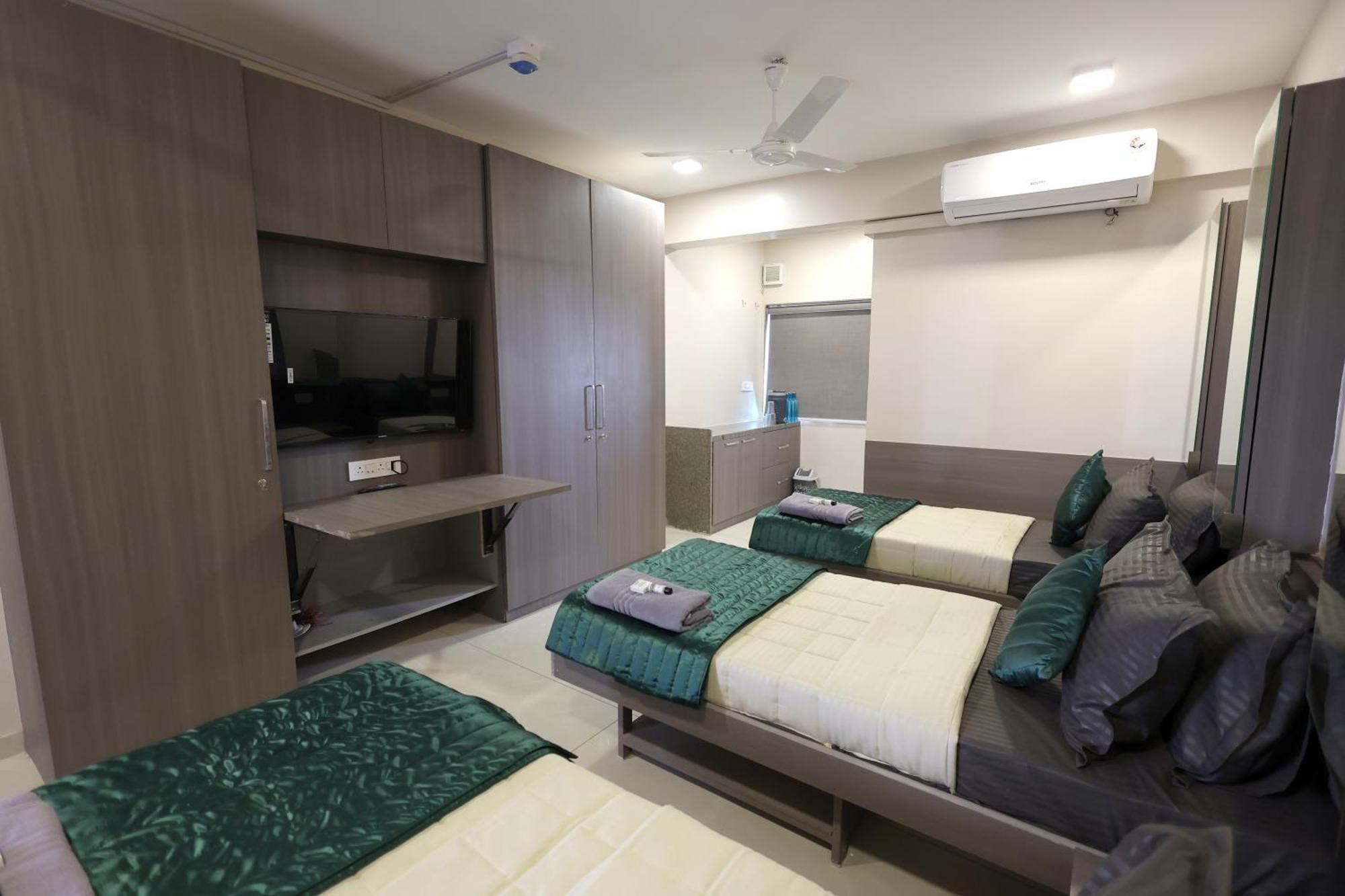 Greenotel Rooms Hazira, Surat Dış mekan fotoğraf