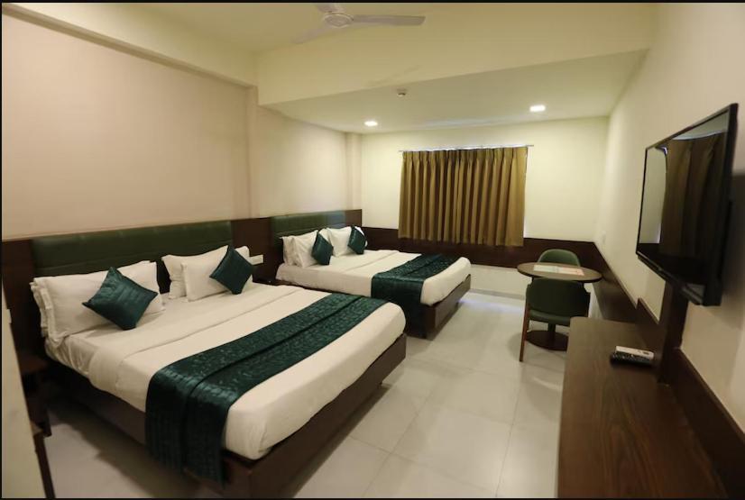 Greenotel Rooms Hazira, Surat Dış mekan fotoğraf